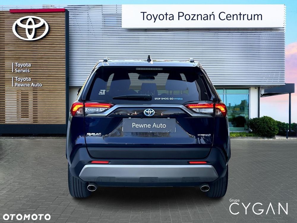 Toyota RAV4 - 6