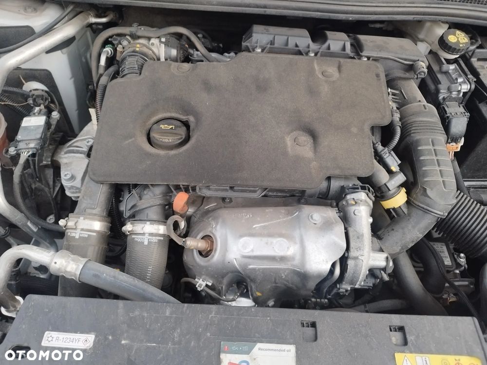 Peugeot 308 BlueHDi FAP 130 EAT8 Stop & Start GT Pack - 25