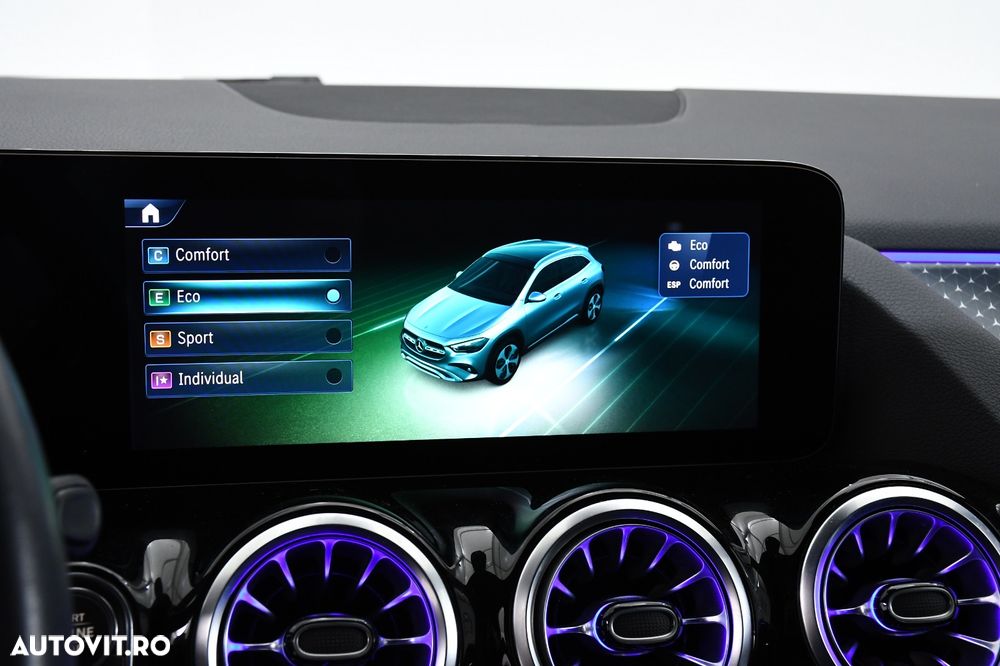 Mercedes-Benz GLA - 17