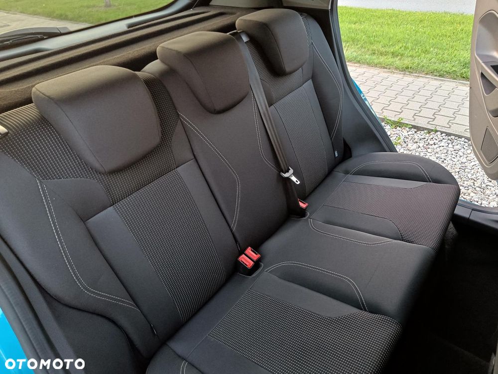Ford Fiesta 1.0 EcoBoost STart-Stop Titanium - 28