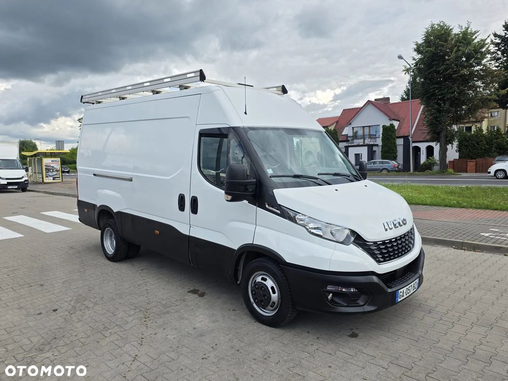 Iveco 35c18 - 4