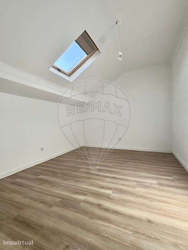 Apartamento T1 para arrendamento - Grande imagem: 2/7