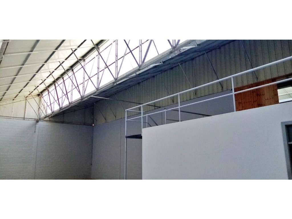 Armazém c/ 285 m2 para arrendamento na Maia - Grande imagem: 2/6
