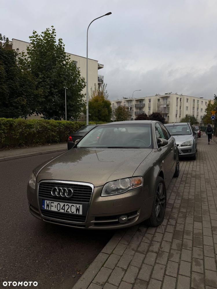 Audi A4 Limousine - 6