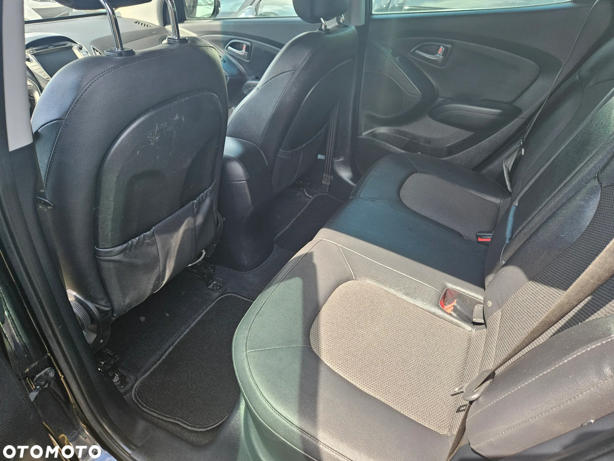 Hyundai ix35 1.6 2WD Fifa World Cup Edition - 18
