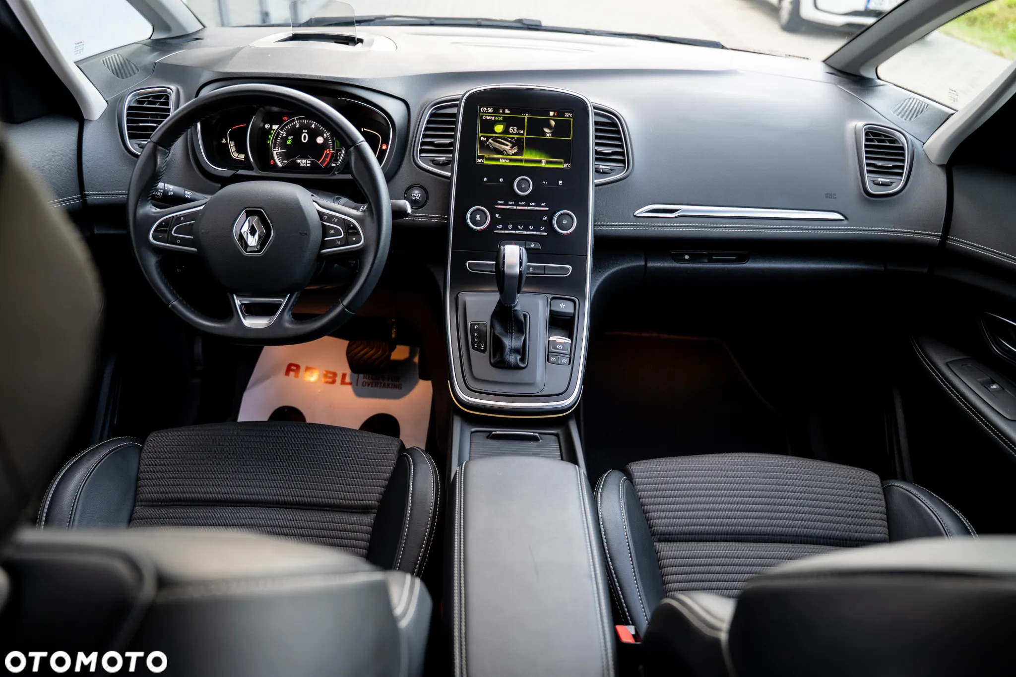 Renault Scenic 1.3 TCe Energy Intens EDC - 9