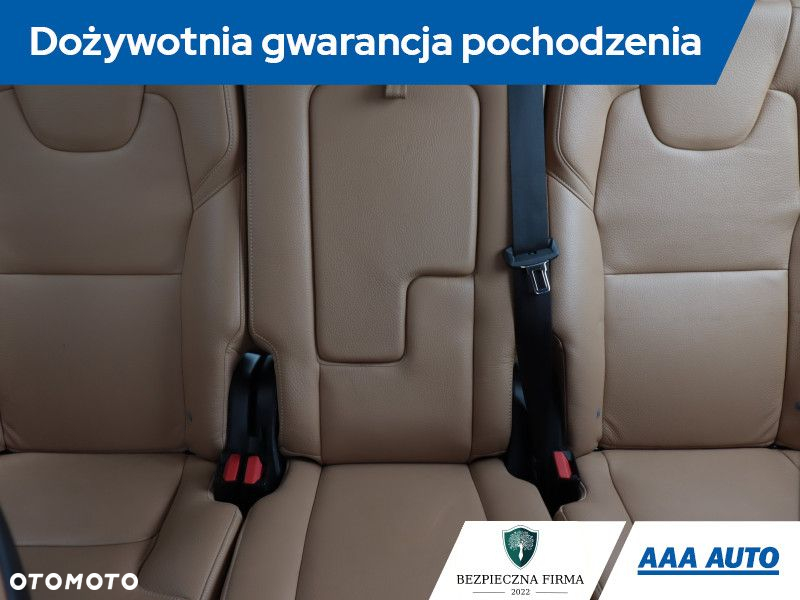 Volvo XC 90 - 11