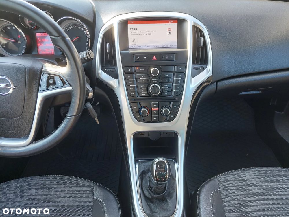 Opel Astra 1.4 Turbo Active - 28