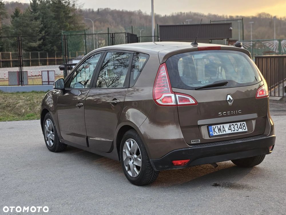 Renault Scenic 1.6 16V 110 TomTom Edition - 3