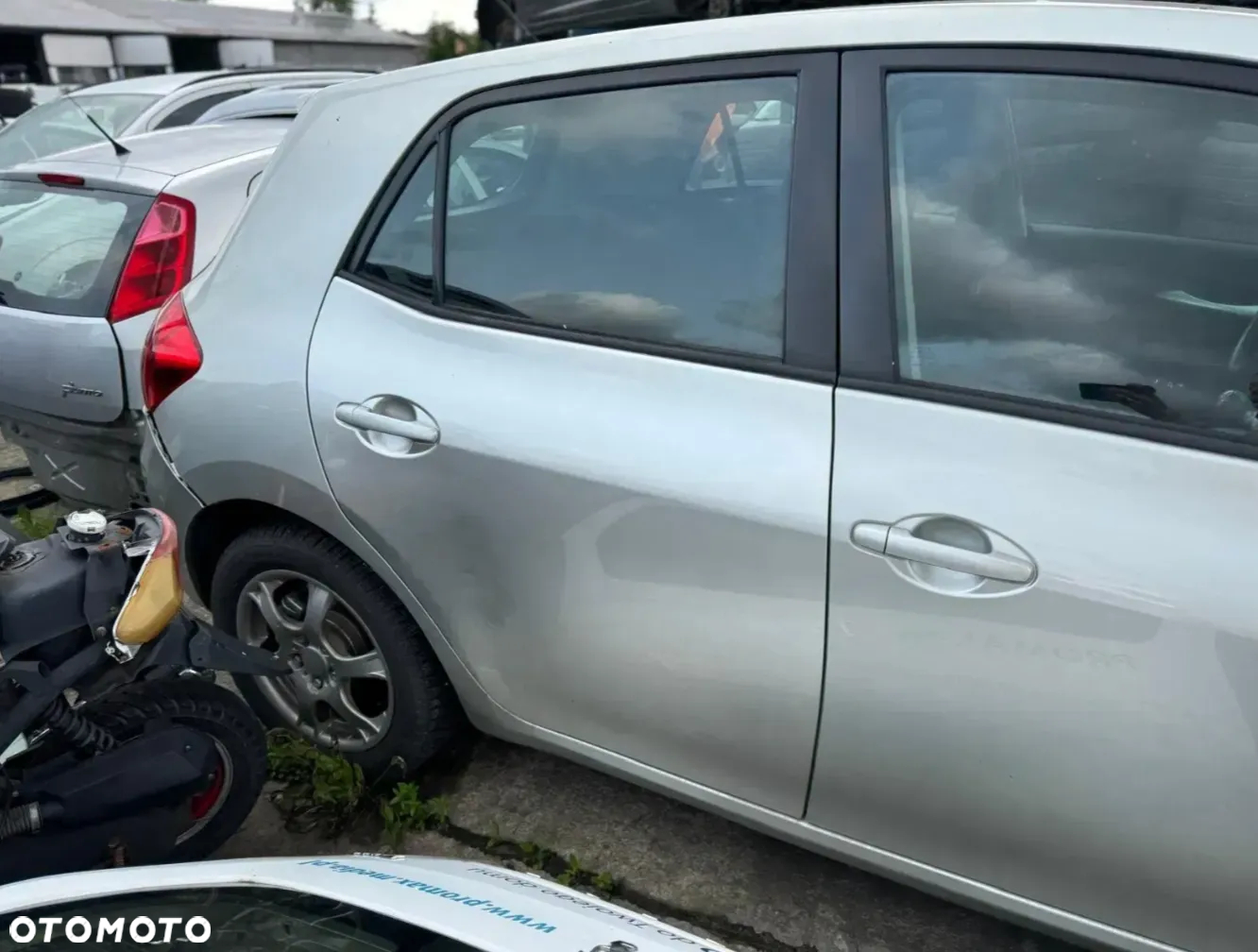 BLOK silnika kod 1AD Toyota Auris 2007r poj. 2.0 D4D  - na części - 3