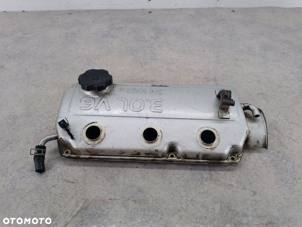 POKRYWA ZAWORÓW CHRYSLER SEBRING II 3.0 V6 - 1