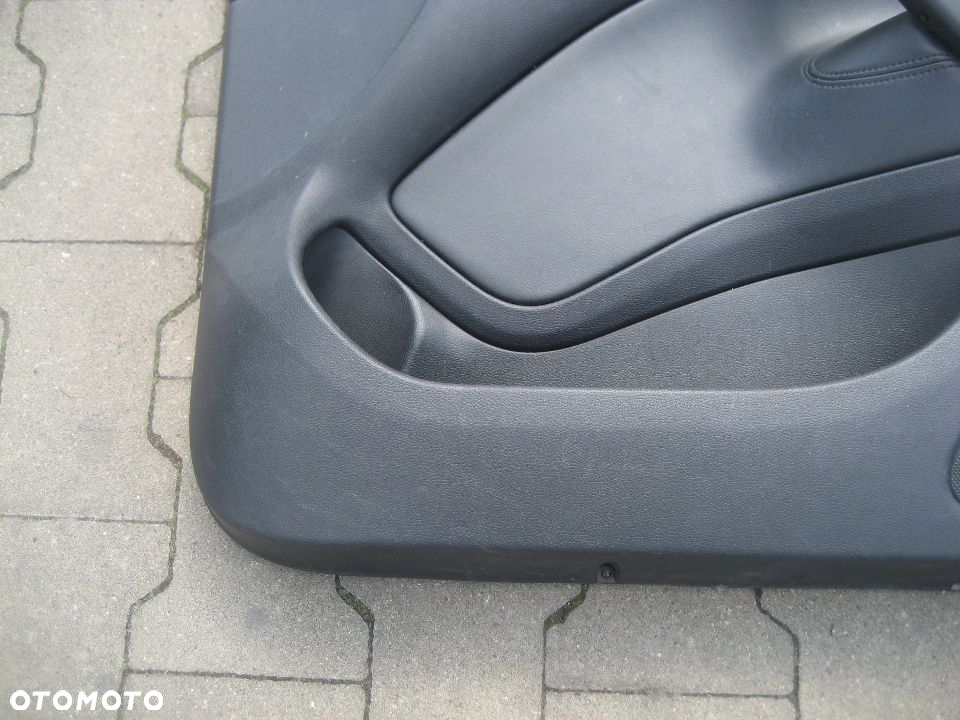 skoda octavia ii 2 04-08r tapicerka drzwi przód prawa skóra europa - 3