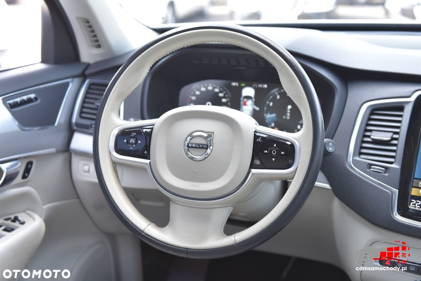 Volvo XC 90 - 26