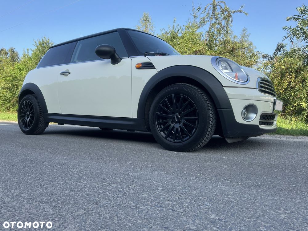 MINI ONE - 11
