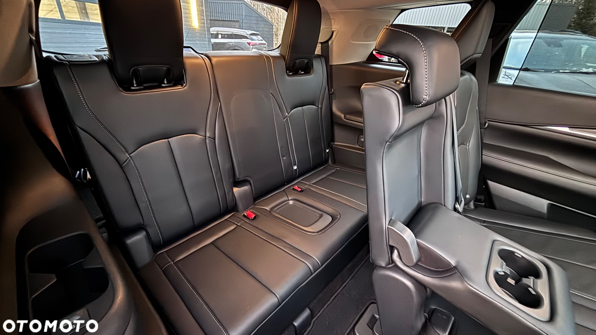 Infiniti QX60 - 24