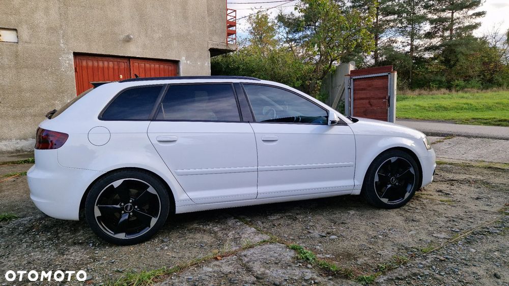 Audi A3 Sportback 2.0 TDI DPF Quattro Ambition - 3