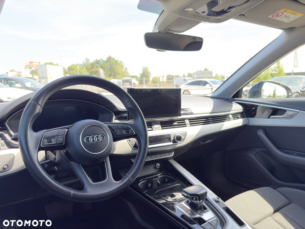 Audi A4 - 11