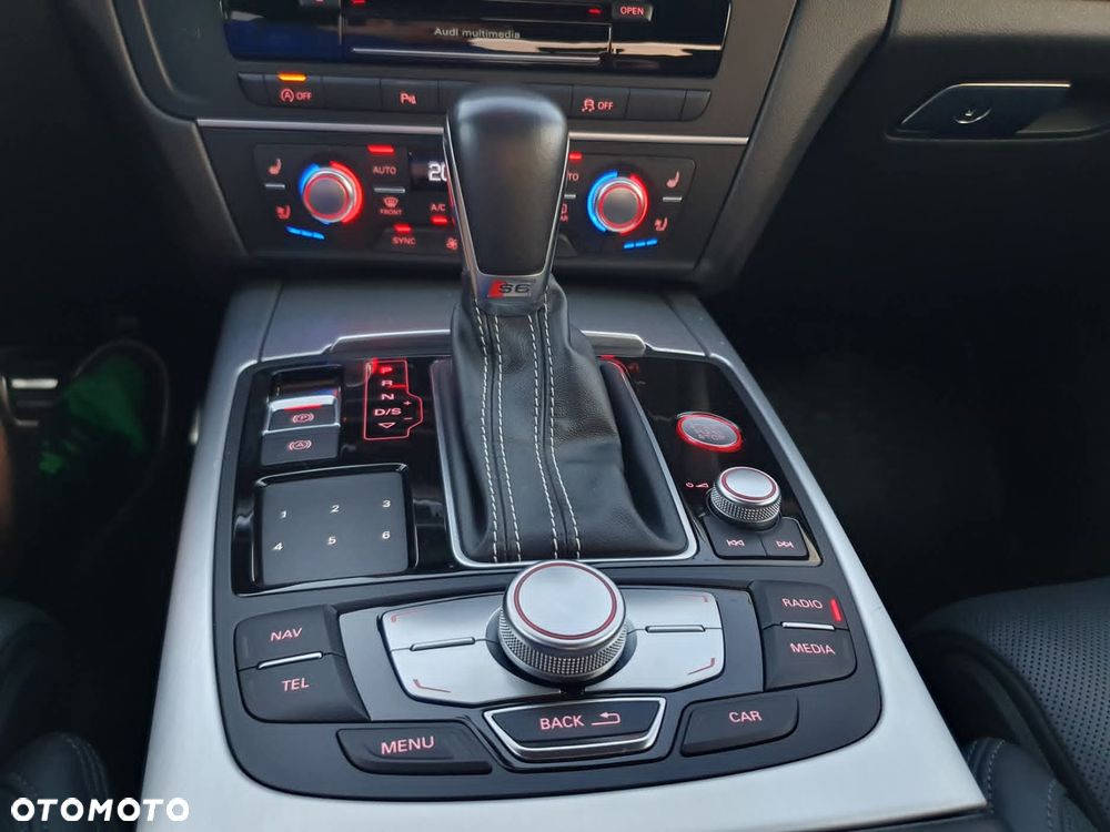 Audi S6 Limousine - 15