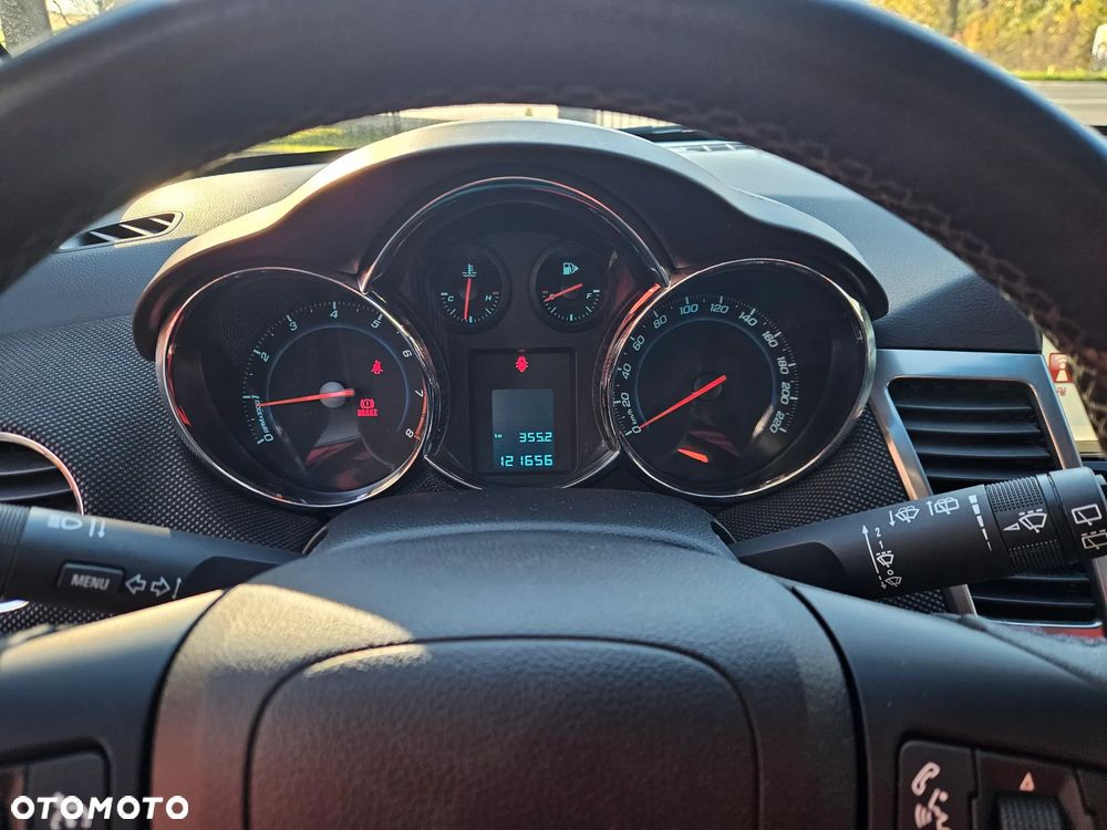 Chevrolet Cruze Station Wagon 1.8 LTZ - 14