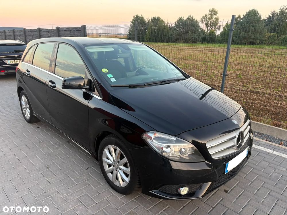 Mercedes-Benz Klasa B 180 CDI (BlueEFFICIENCY) - 34