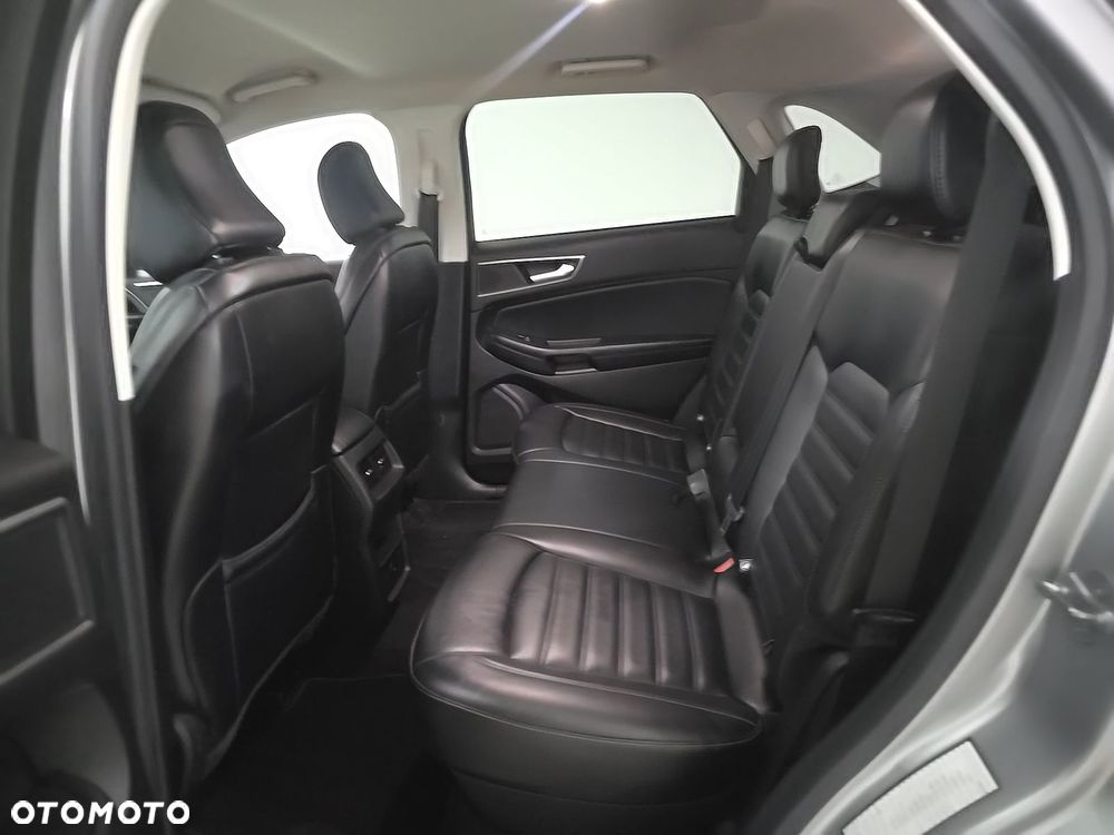 Ford Edge - 15