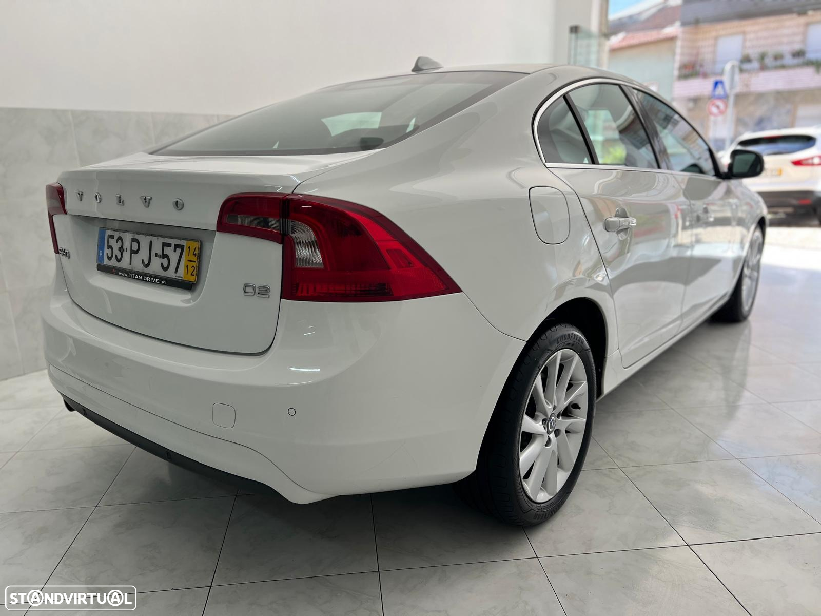 Volvo S60 1.6 D2 Drive Summum Powershift Start/Stop - 6