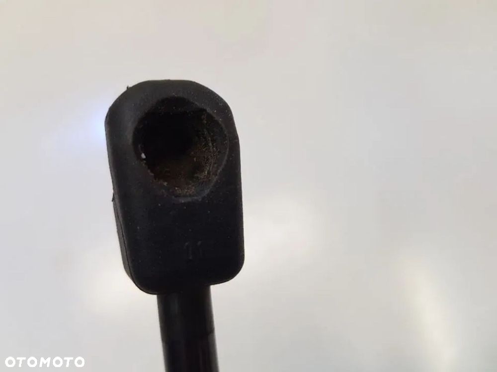 siłowniki teleskopy klapy bagażnika 2szt. kpl. AUDI Q5 I 8R0827552A - 10