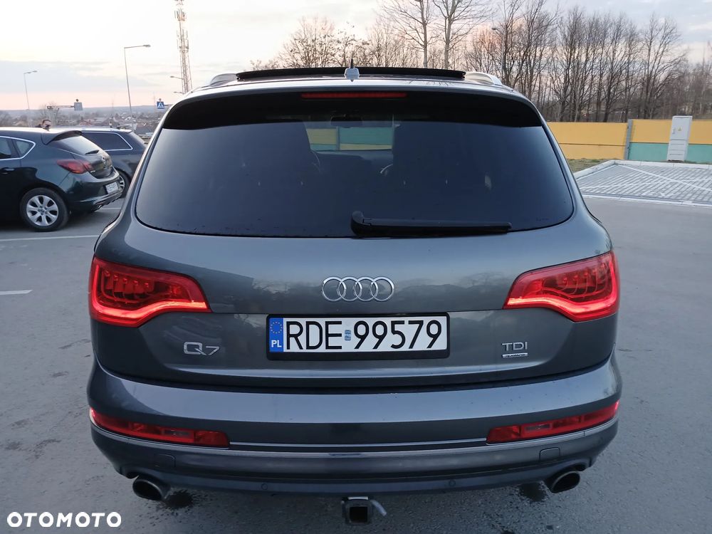 Audi Q7 - 11