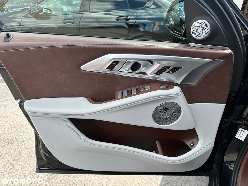 BMW XM PHEV sport - 28