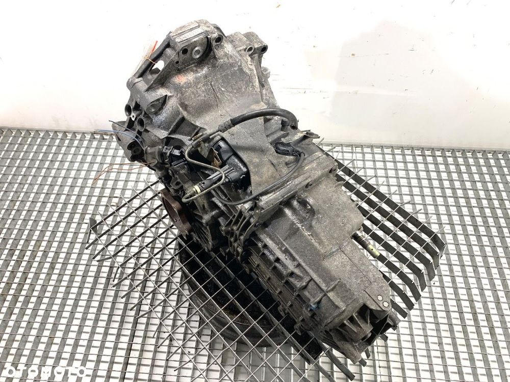 SKRZYNIA BIEGÓW  AUDI A4 B6 Avant (8E5) 2000 - 2005 1.9 TDI 96 kW [130 KM] olej napędowy 2001 - - 6