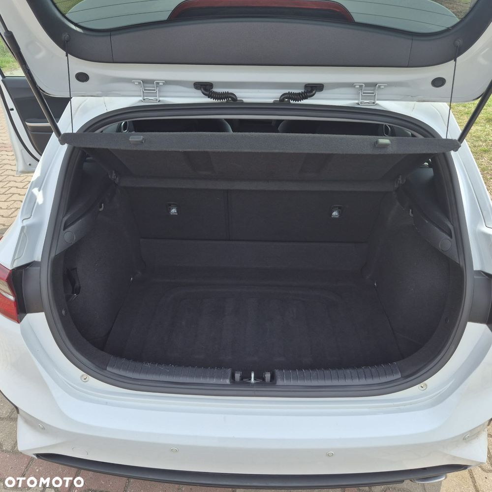 Kia Ceed 1.4 L Business Line - 12