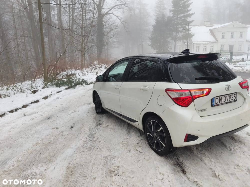 Toyota Yaris 1.5 Selection - 4