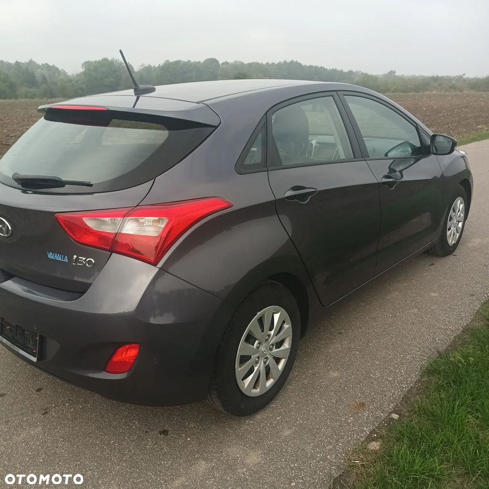 Hyundai i30 blue 1.6 CRDi Trend - 6