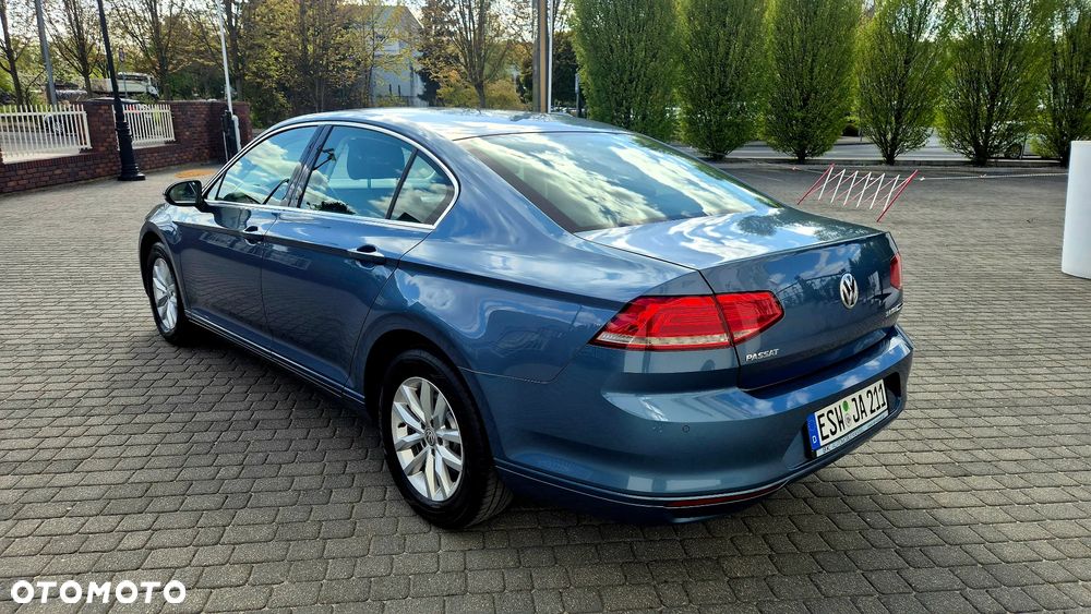 Volkswagen Passat 2.0 TDI (BlueMotion Technology) Comfortline - 6
