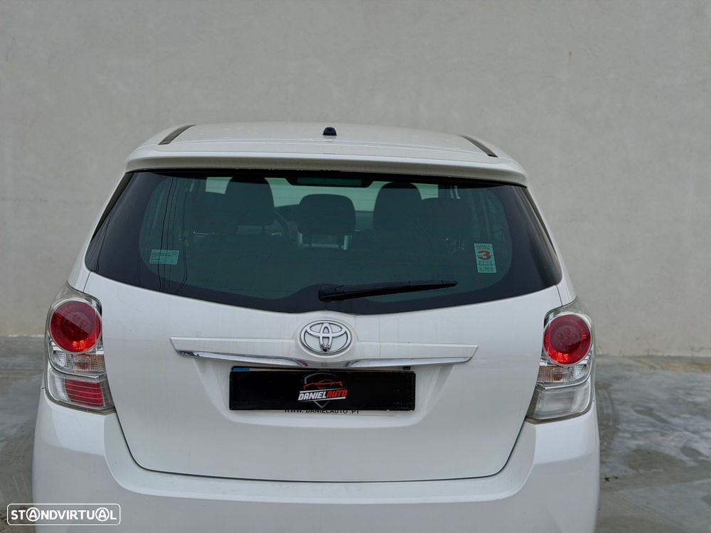 Toyota Verso 1.6 D-4D Active - 13