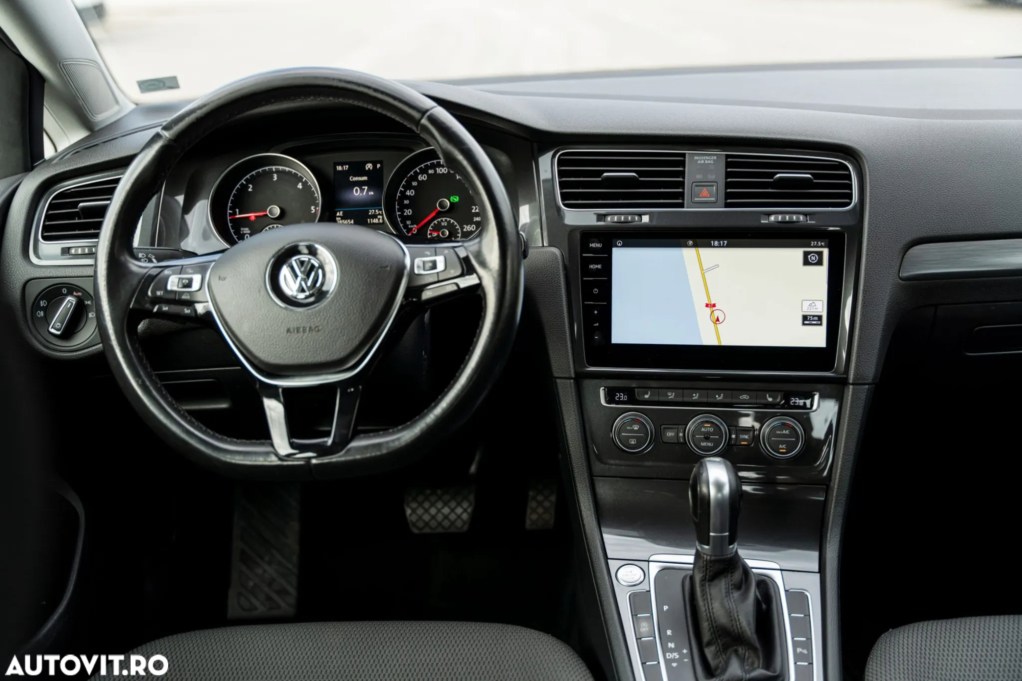 Volkswagen Golf 1.6 TDI DSG Comfortline - 14