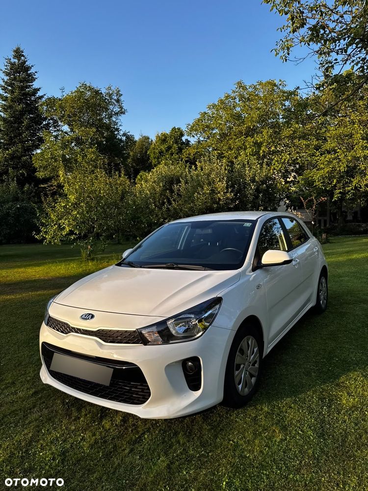 Kia Rio - 4