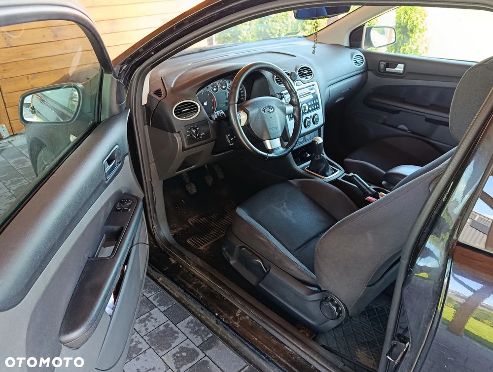 Ford Focus 2.0 TDCi FX Silver / Silver X - 12
