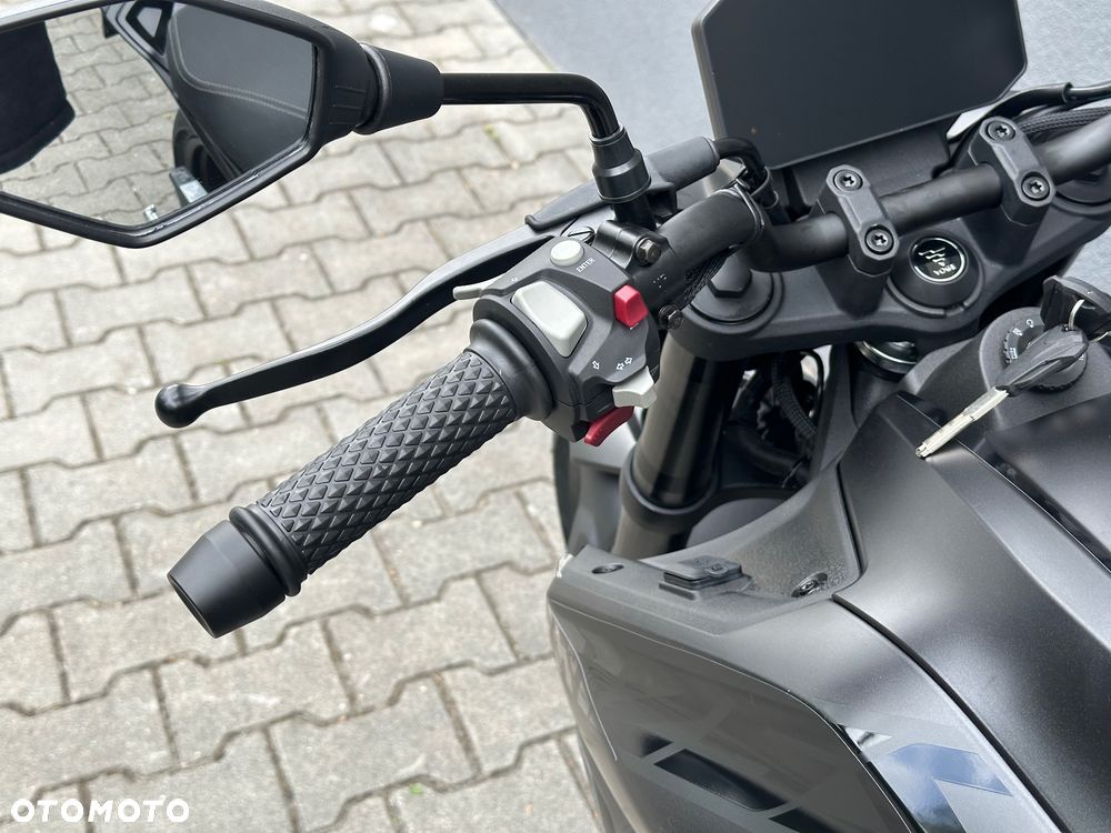 VOGE R125S - 21