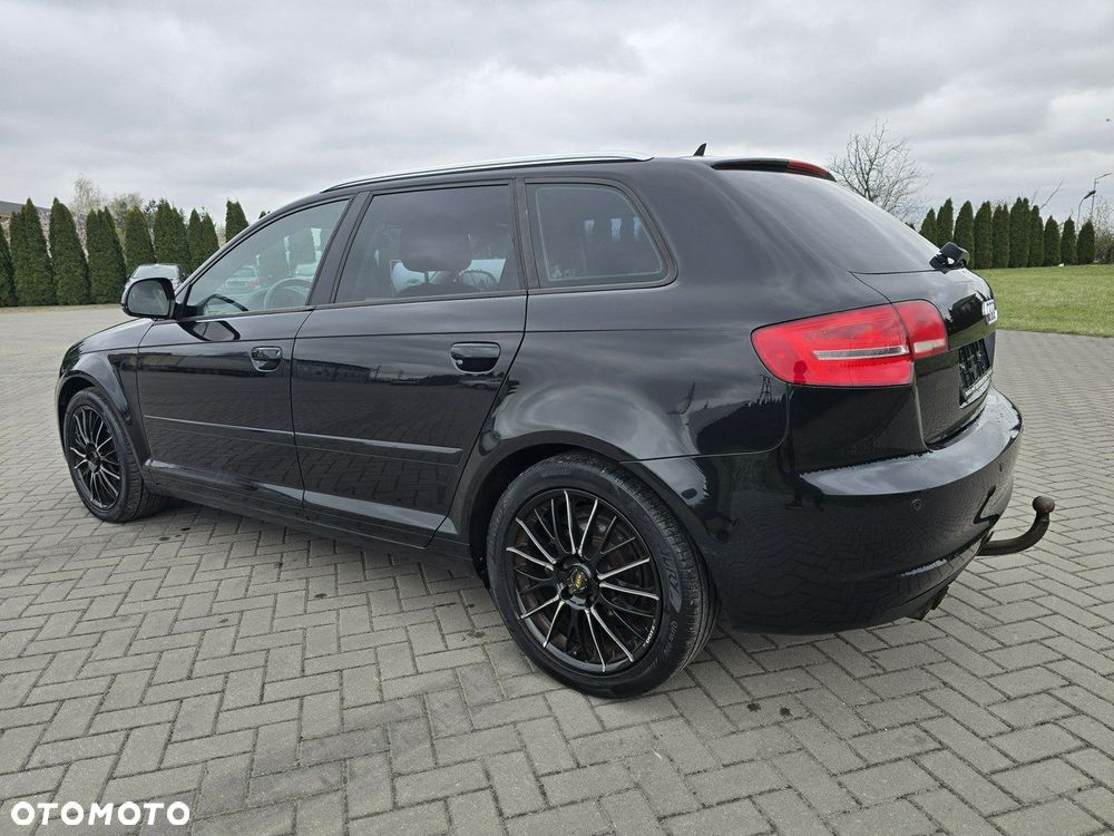 Audi A3 Sportback - 13