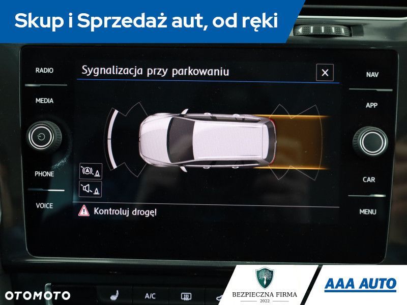 Volkswagen Golf - 14