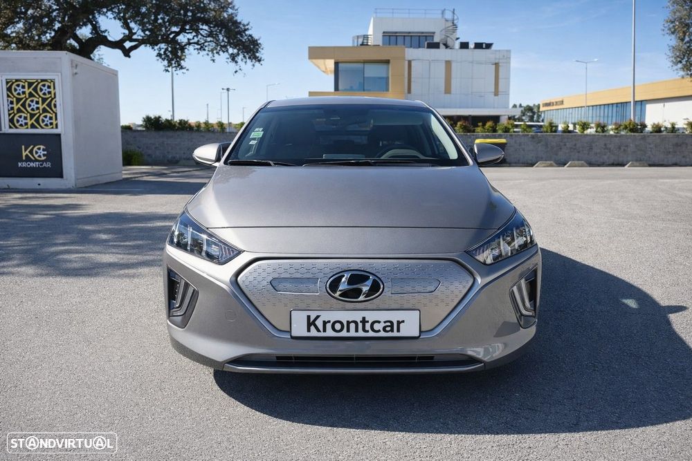 Hyundai Ioniq - 2