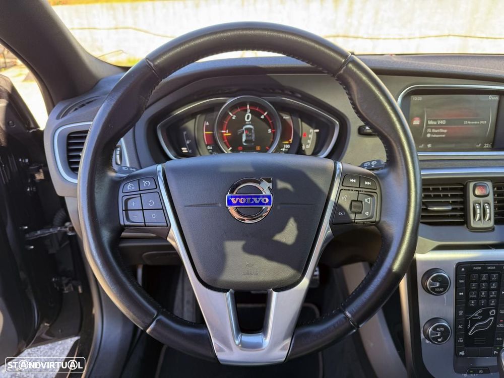 Volvo V40 Cross Country 2.0 D4 VOR Geartronic - 34