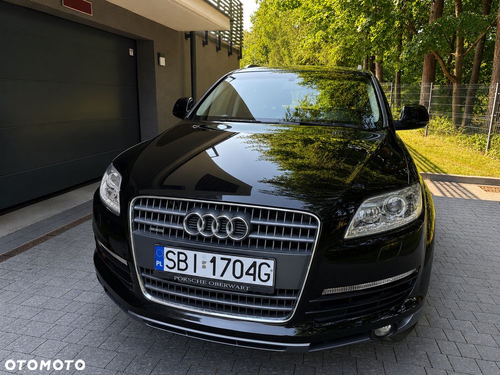 Audi Q7 - 10