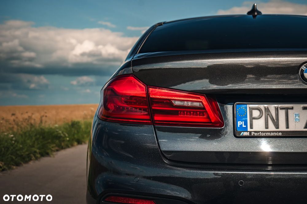 BMW Seria 5 530d xDrive - 19