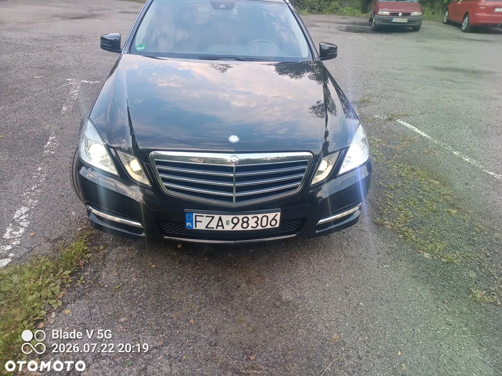 Mercedes-Benz Klasa E 200 CGI BlueEffICIENCY - 8