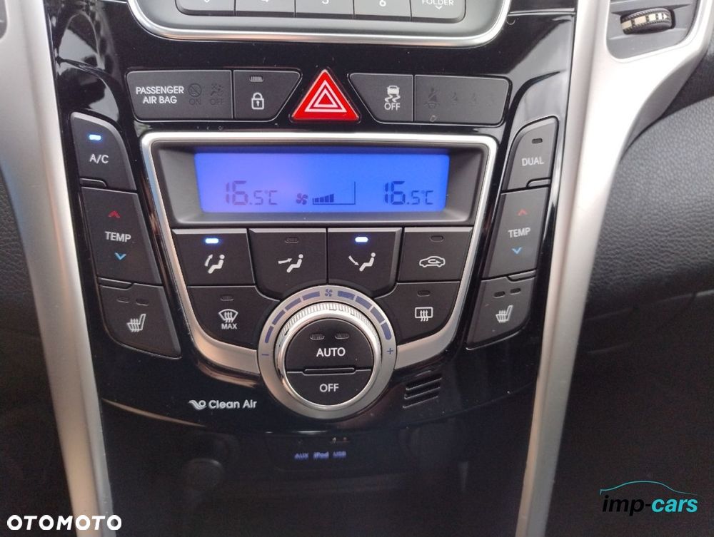 Hyundai i30 - 12