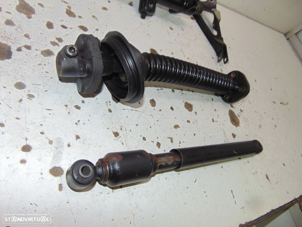 Mercedes W201/190E coluna direção/Amortecedores - 3