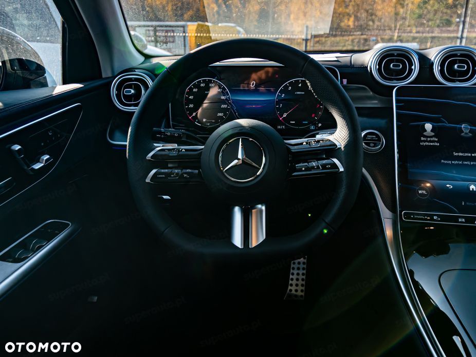 Mercedes-Benz GLC - 19