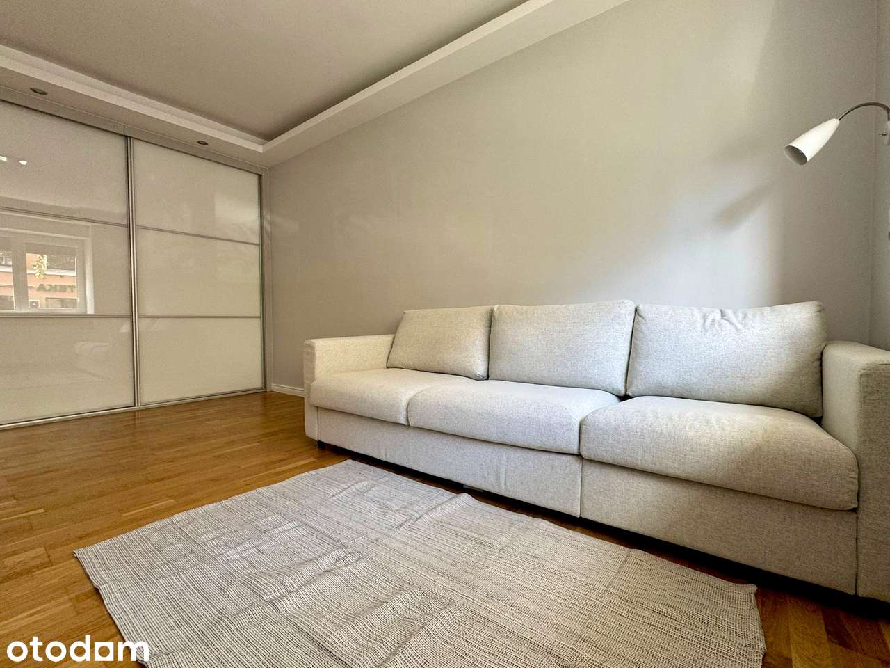 Wynajmę bezpośrednio mieszkanie 39 m² na Muranowie (ul. Nowolipki).